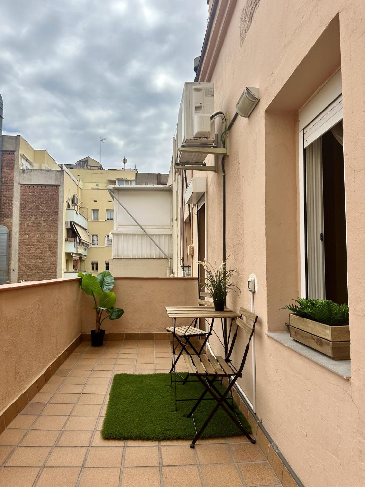 Flaugier 3-3 Apartment Barcelona